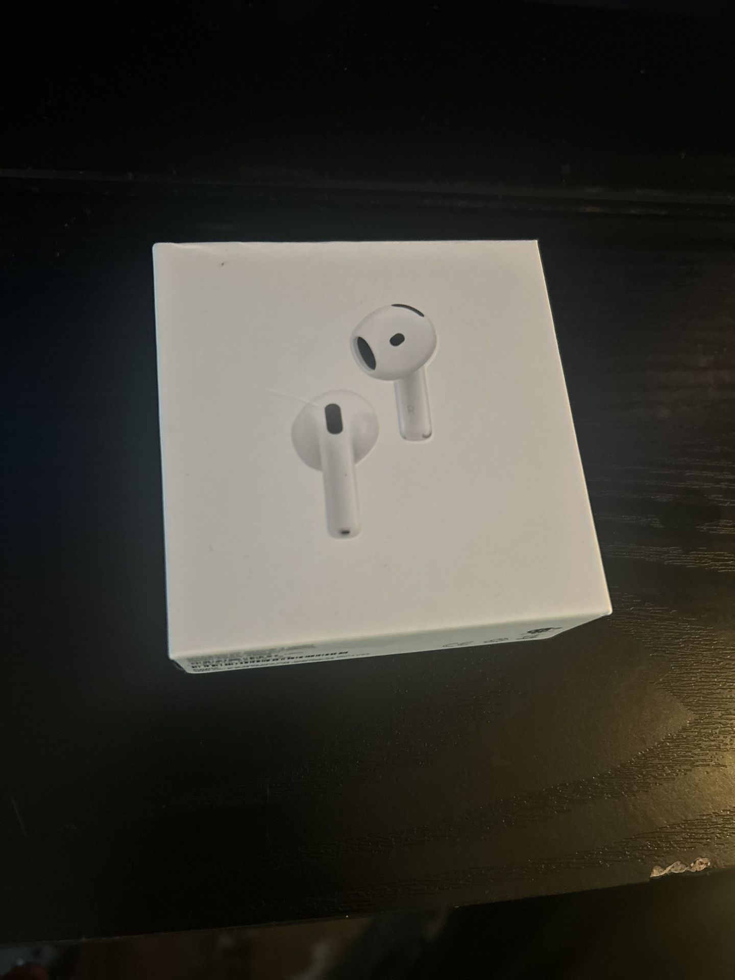 AirPod 4s