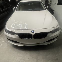 BMW 328i 