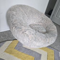 Poterry Barn Swivel Kids Chair