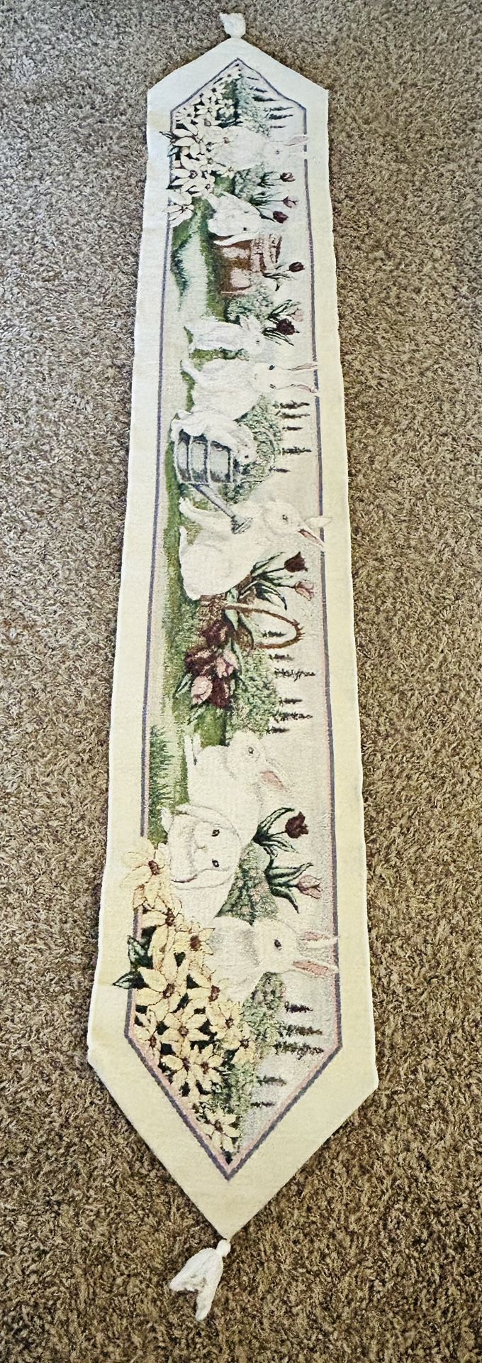 -Tapestry Chenille Bunny & Flowers Table Runner 13" x75"