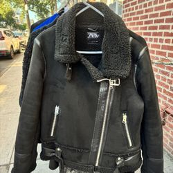 Zara Pieces Size Medium 