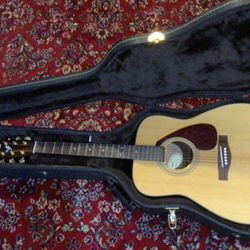 Yamaha Acoustic Guitar F(contact info removed)