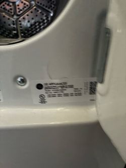 GE Appliances White Dryer Clean Almost New