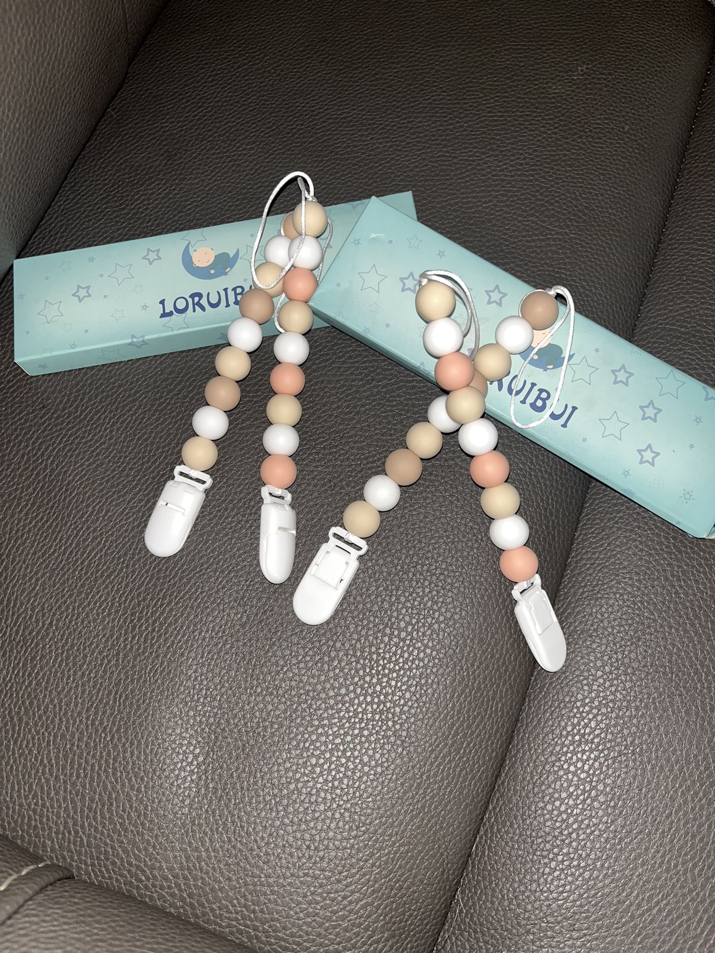 4 Cream Beaded Pacifier Clips
