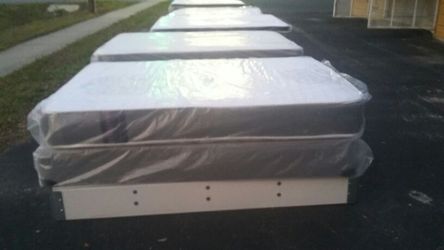 Blow out Sundays. ..Mattress sale ...Stupid Prices 😲😲😲😲😲😲😲