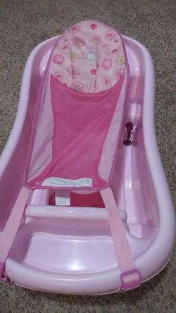 Baby bath tub