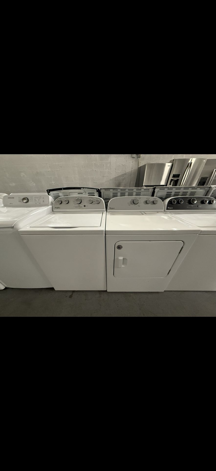 Whirlpool Washer And Dryer “27  ( Lavadora Y Secadora ) 