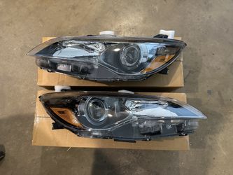 Toyota Camry headlights 15-17 ( new car parts )