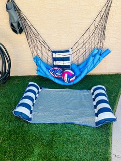 Pool Toys with Storage Net