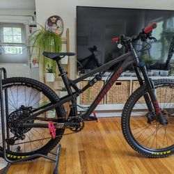 2018 Santa Cruz Bronson R 27.5 Medium