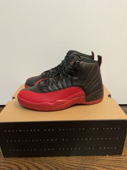 JORDAN 12 FLU GAME 2025 SIZE 9 IN HAND BRAND NEW