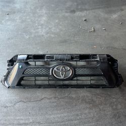 2012-2015 Tacoma Grill
