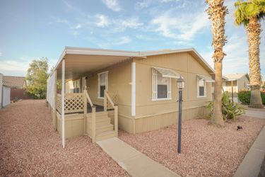 Mobil home 3 bed 2 bath 55+