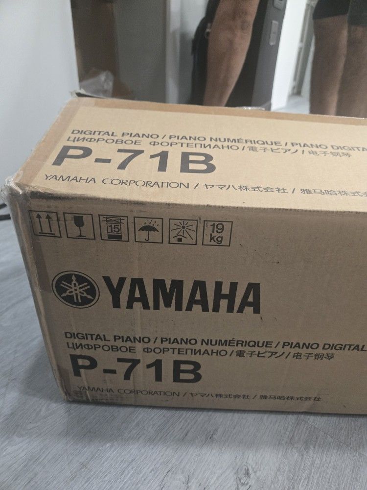 Yamaha Electric Piano