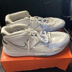 KYRIE INFINITY EP 'SMOKE AND MIRRORS'