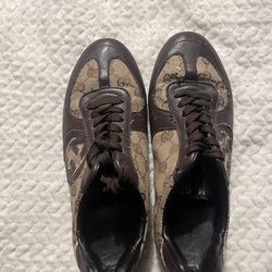 Gucci shoes