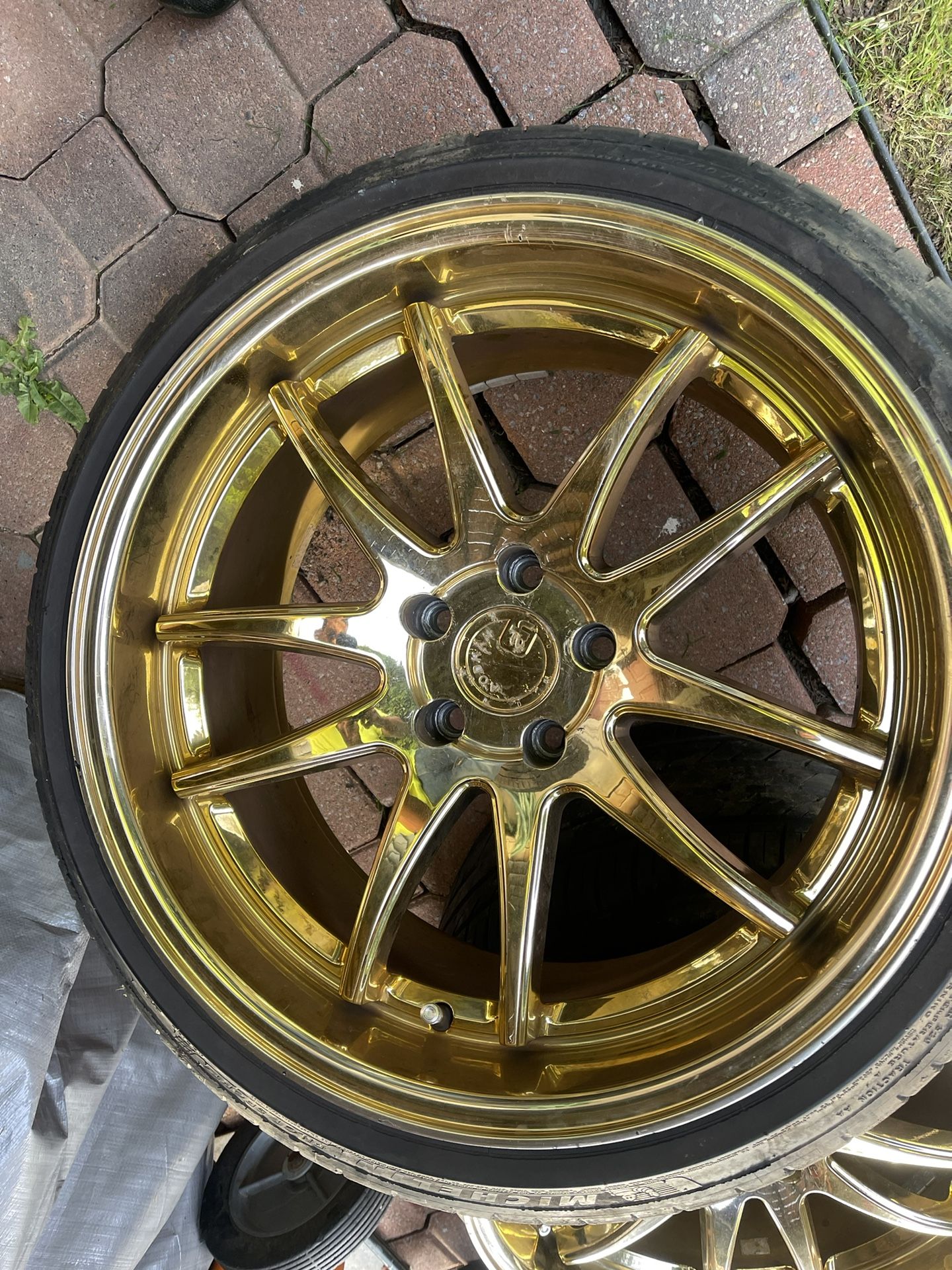 Deep Dish Gold Rims