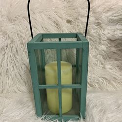 Teal Lantern 