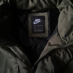 Nike Puffer Windbreaker 