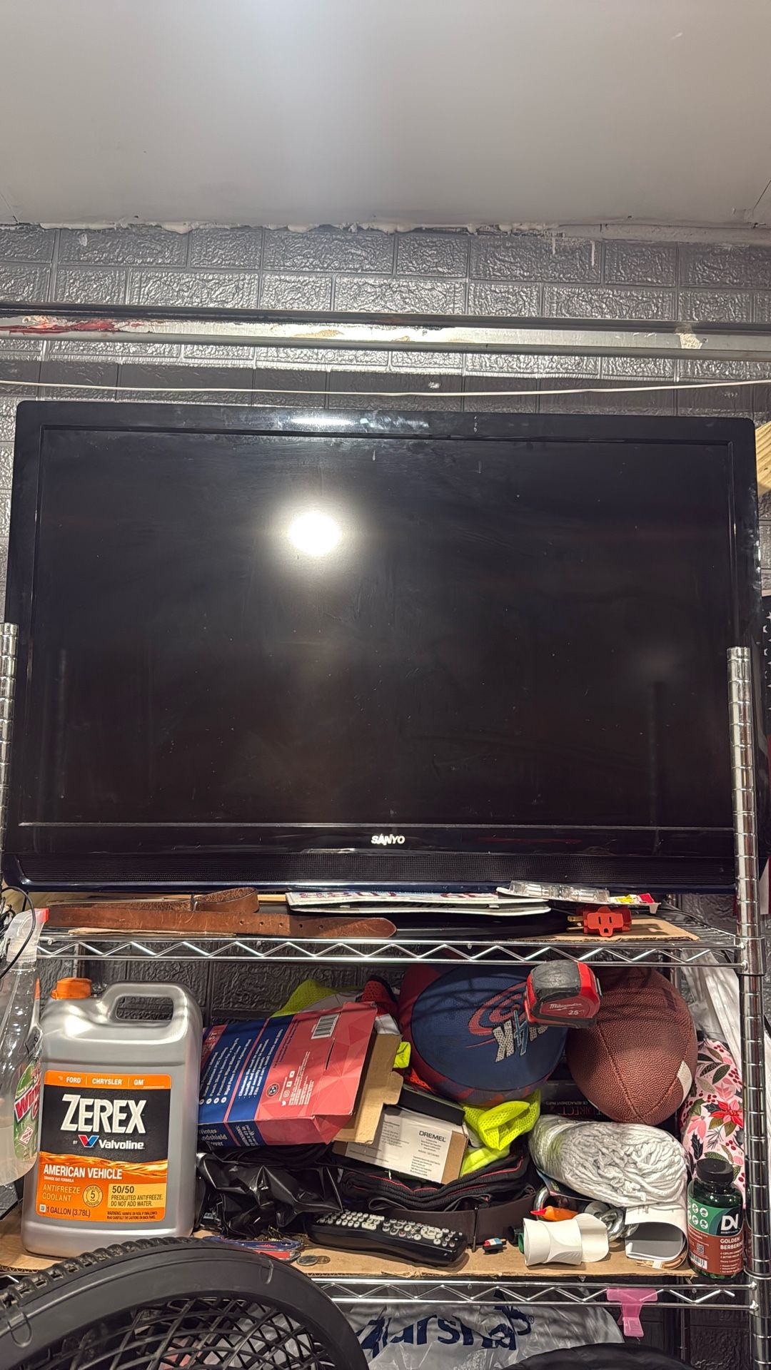 TV. 42