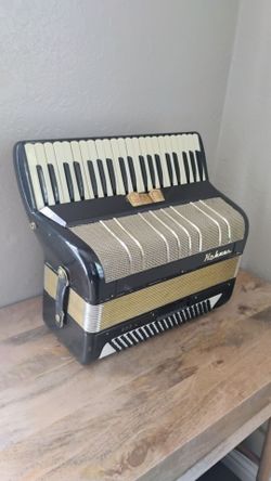 Hohner 41 Teclas 120 Bajos Acordeon accordion