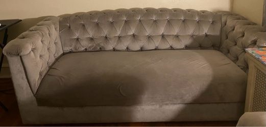 Couch & love seat set