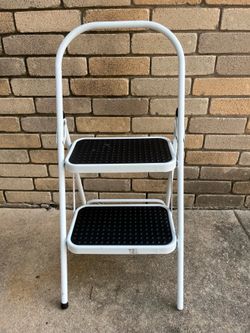 Samsonite White Step Stool Ladder