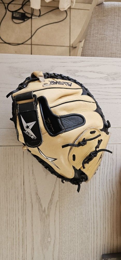All-Star CM1200BT Cather's Glove