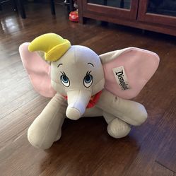 Dumbo Plush Disneyland Resorts Flying Elephant Toy Stuffed Animal 17” New NWT