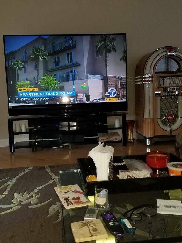 Mitsubishi 82 Inch 3D DLP HD TV 82” (WD-82738)
