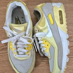 Nike Air Max 90 Recraft Women's Sz 6 M US CW2654-700 Lemon Yellow Shoes
