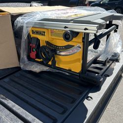 De Walt Table saw 