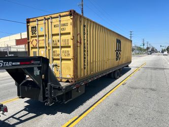 40’ shipping container