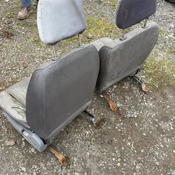 87 Nissan seats
