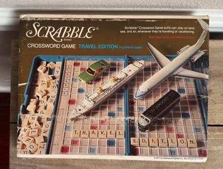 Vintage Scrabble Travel Edition Board Game 1977 Complete in Box one broken hinge just $10 xox