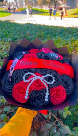 18 Count Glitter Red and Black Halloween Bouquet