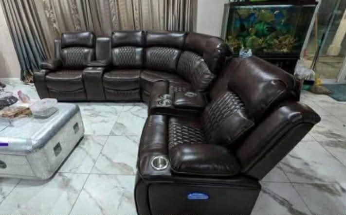 New Luxury Power Recliner Sectional Couch / Free Delivery