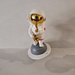 5 Astronaut Decorations.