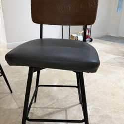 Swivel Bar Stools 