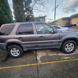 2005 Ford Escape