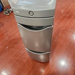 Whirl Pool  Diwasher Cabinet