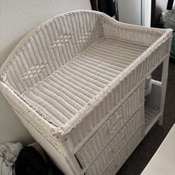 Baby changing table 