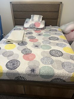 Queen size Bed frame And Mattress