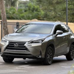 2017 Lexus NX200T 