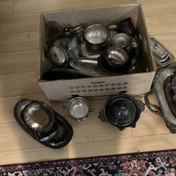 Silver plated platters, serving pieces