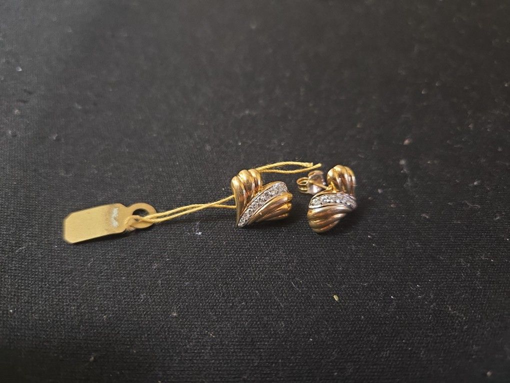 14k Gold Diamond Earrings