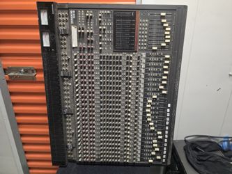 Mackie 24.8 Mixing Console 