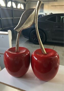 Big cherry decor $15 new 93312