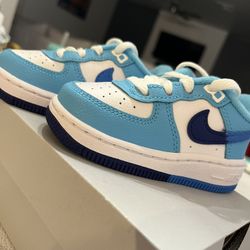 Nike Toddler's Force 1 LV8 2 Athletic Shoes 