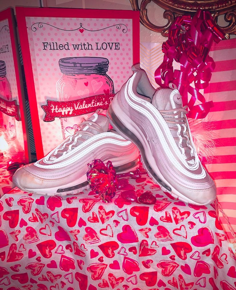NikeAir Max 97 Triple White W8/Y7